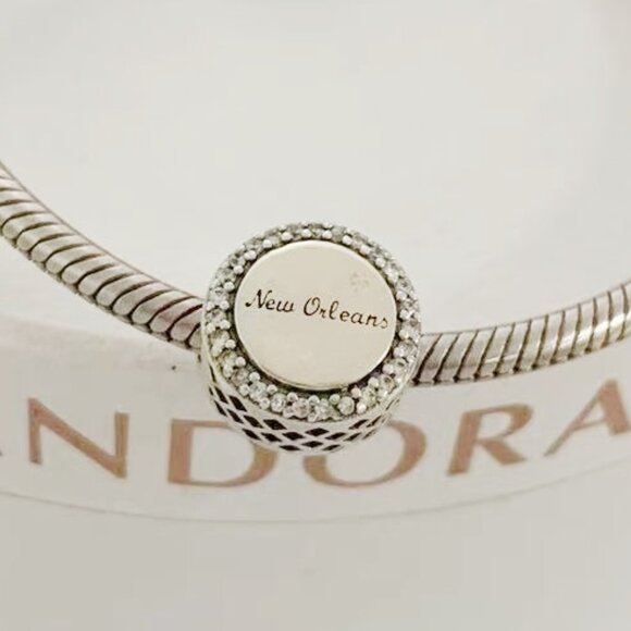 Pandora New Orleans Exclusive Dangle Charm Pendant S925 Sterling Silver Jewelry - Picture 3 of 3
